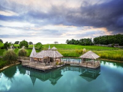 Cabane Château Biron & spa
